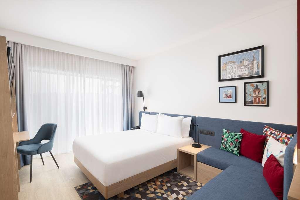 Hampton By Hilton Târgu-Mureş חדר תמונה