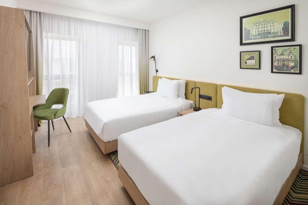 Hampton By Hilton Târgu-Mureş חדר תמונה